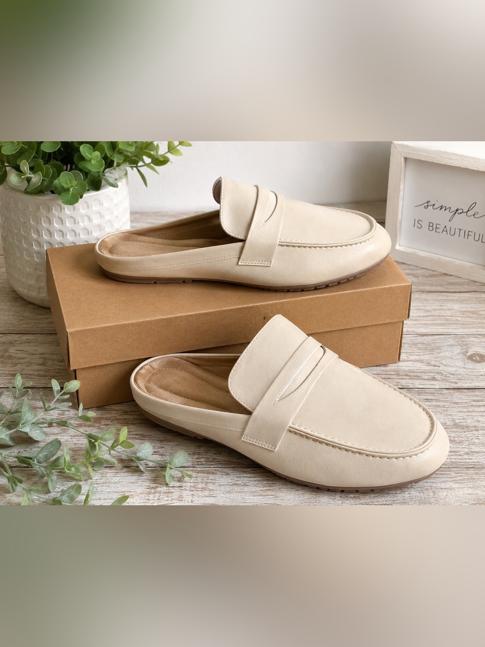 Women's Slip-On Mules in Light Beige